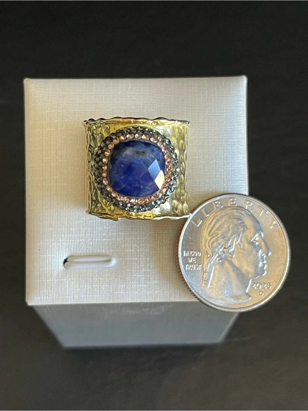 genuine Blue sapphire & crystal hammered ring.